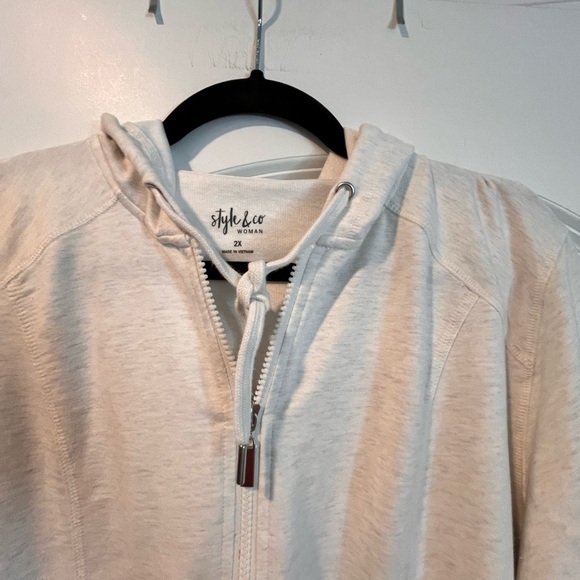 ~Style & Co.~ Light Beige Zip-Up Hoodie - Picture 4 of 7